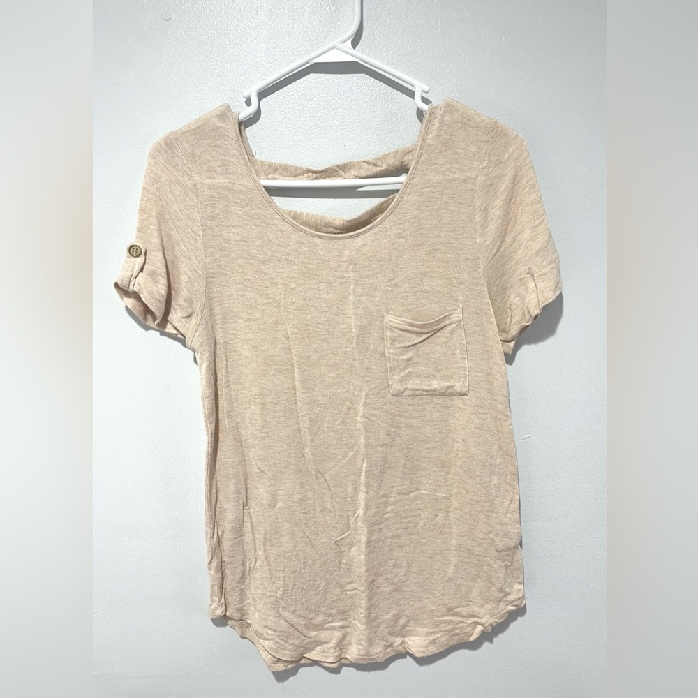 Cut-out back T-shirt